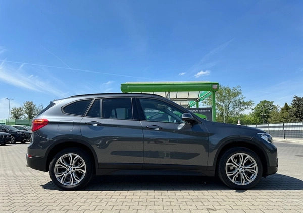 BMW X1 cena 79000 przebieg: 180000, rok produkcji 2018 z Kutno małe 667